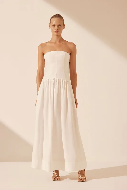 BLANC LINEN STRAPLESS PANELLED MAXI DRESS Trendy Fit-and-Flare Maxi Dress