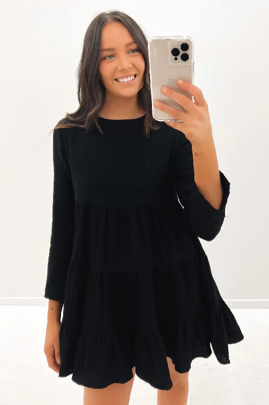 Kelly Mini Dress Black Comfortable Fit-and-Flare Mini Dress