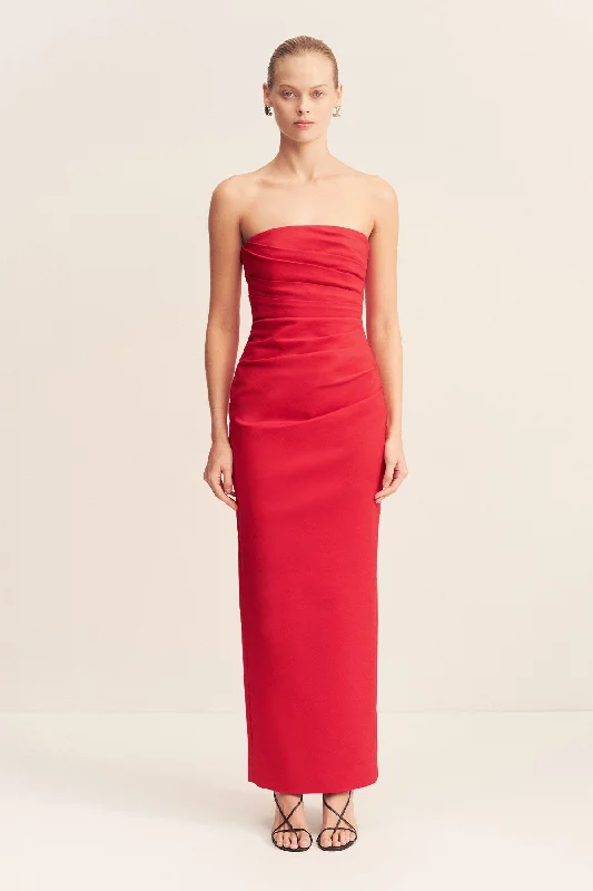 LANI STRAPLESS DRAPED MAXI DRESS - CHILLI Classic Solid Maxi Dress