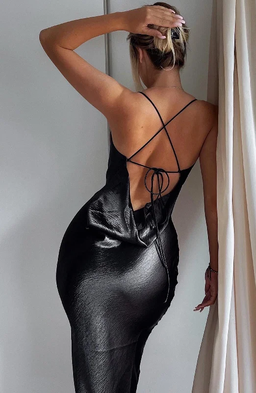 Leilani Maxi Dress - Black Cozy Knitted Maxi Dress