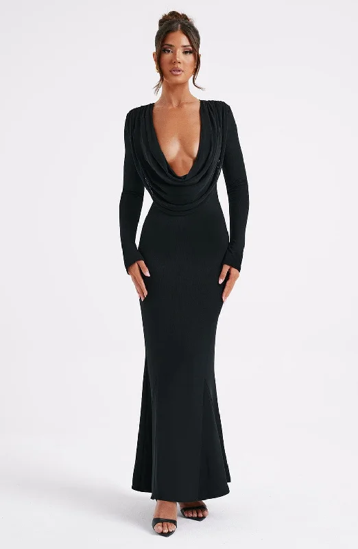Martina Maxi Dress - Black Trendy Maxi Dress with Straps