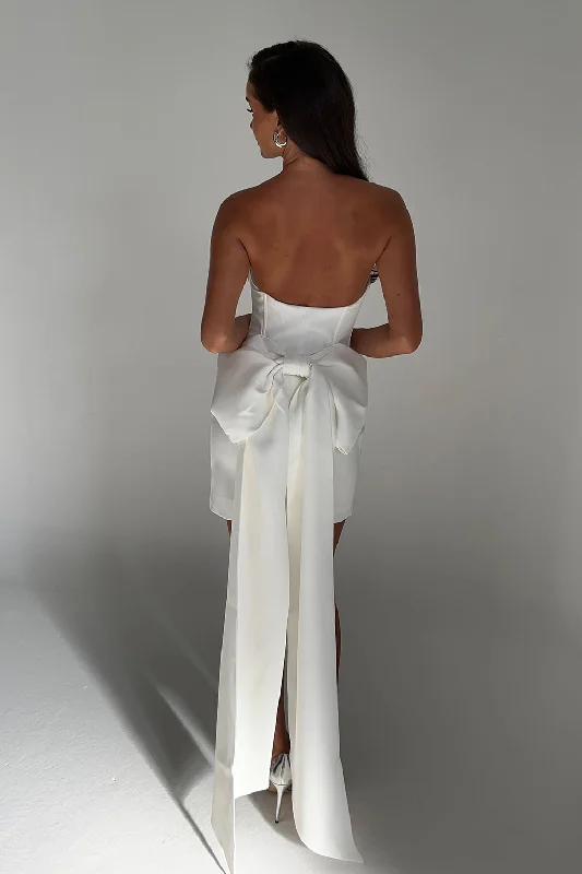 Meredith Strapless Bow Mini Dress - White Trendy Tie-Dye Mini Dress
