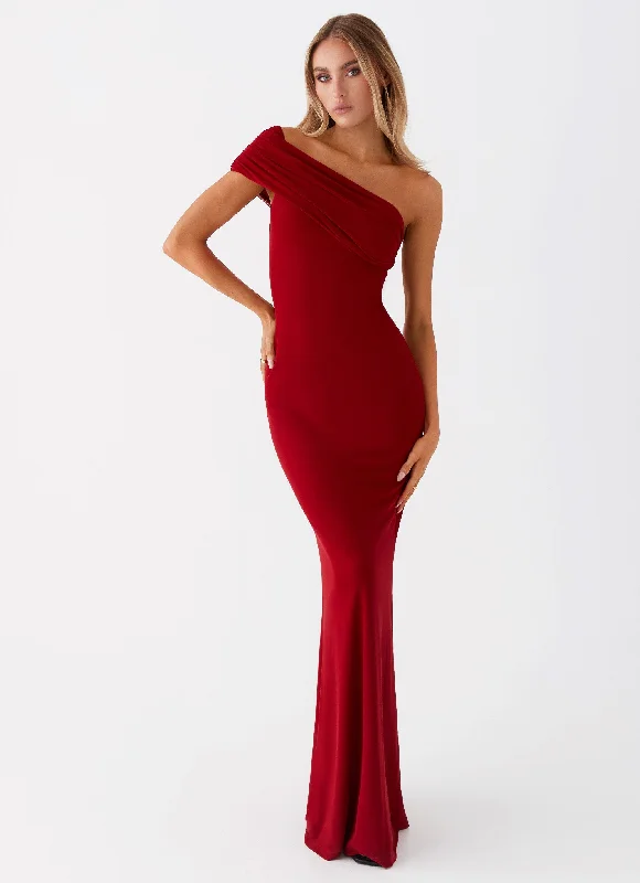 Reine Maxi Dress - Red Classic Solid Maxi Dress