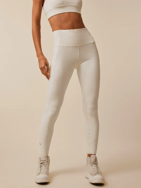 Soleil Luxe Legging Trendy Leather-Look Workout Leggings