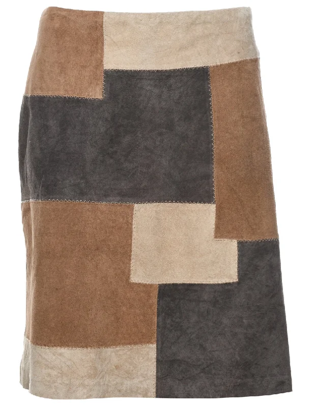 A-Line Suede Skirt - L tiered skirt playful
