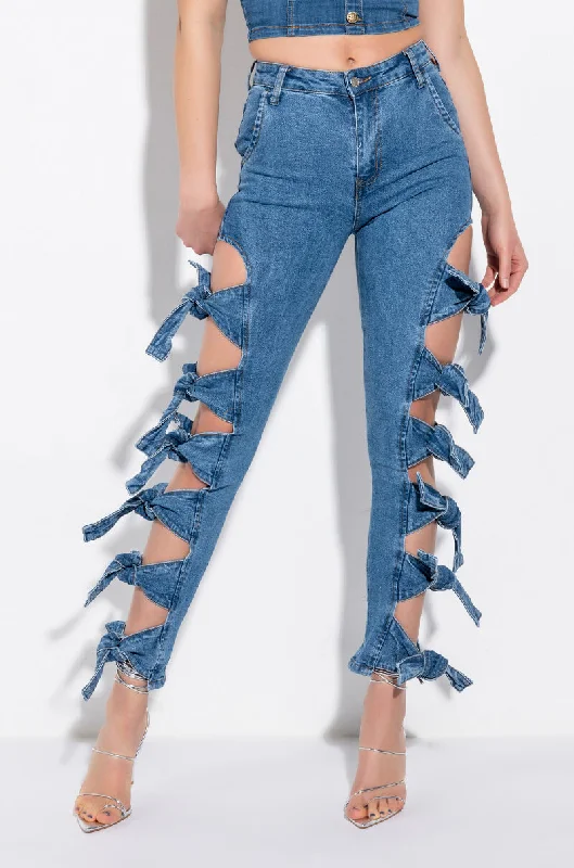 ALL AROUND ME SKINNY JEANS Trendy Classic Fit Jeans