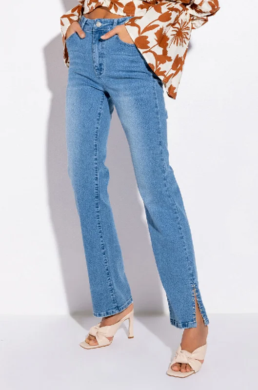 ELEVATED MID RISE STUD SLIT STRAIGHT JEANS Fashionable White Denim Jeans