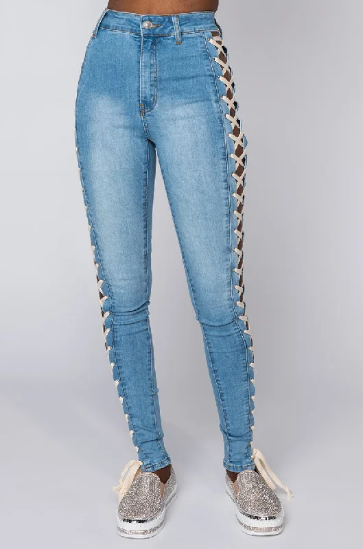 ROCK THE RUNWAY LACE UP SKINNY JEANS Comfortable Distressed Straight-Leg Jeans