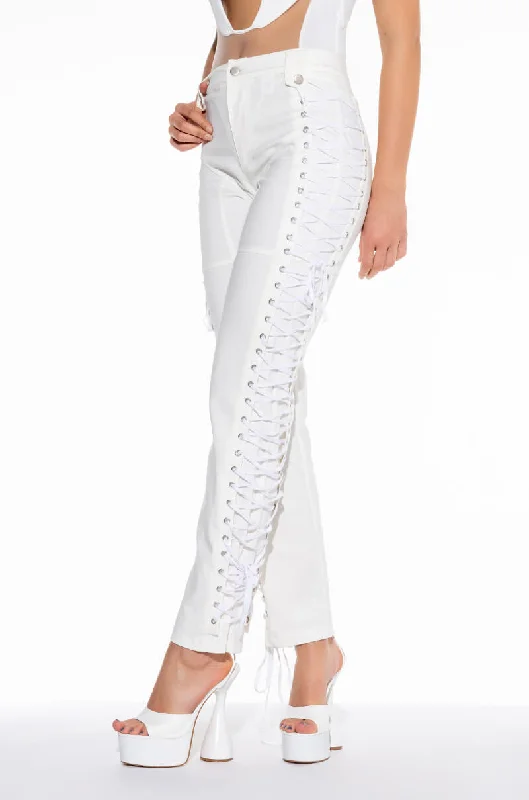 THE RIDERS SIDE LACE UP DENIM JEANS Elegant Tapered Leg Denim