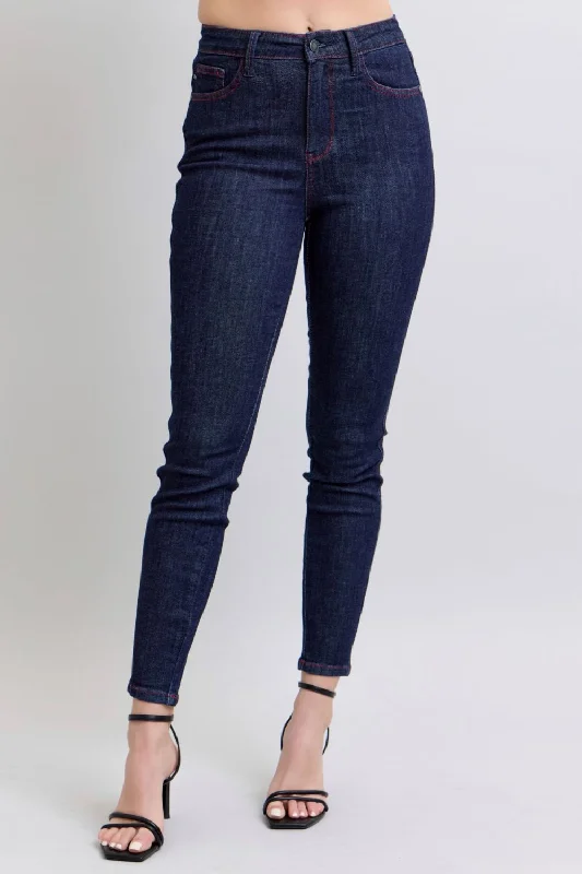 Judy Blue High Waist Heart Shaped Back Pockets Skinny Jeans 88916 - Exclusive Comfortable Boyfriend Jeans Judy Blue High Waist Heart Shaped Back Pockets Skinny Jeans 88916 - Exclusive Comfortable Boyfriend Jeans