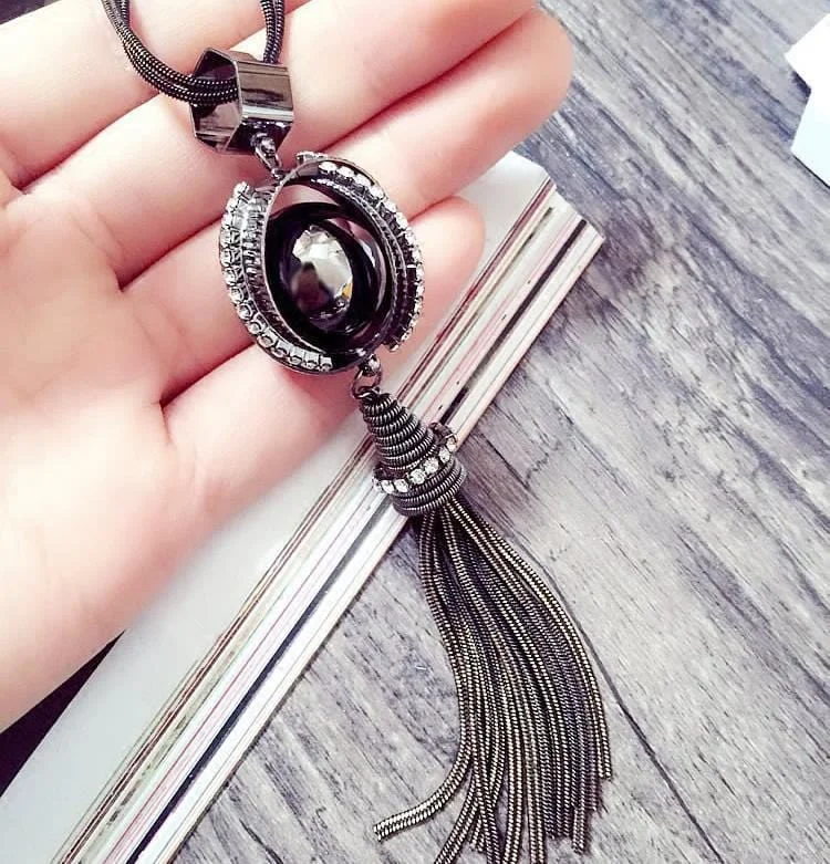 Women  Fashion All-match Sweater Chain Tassel Necklace Velvet Chenille Corduroy
